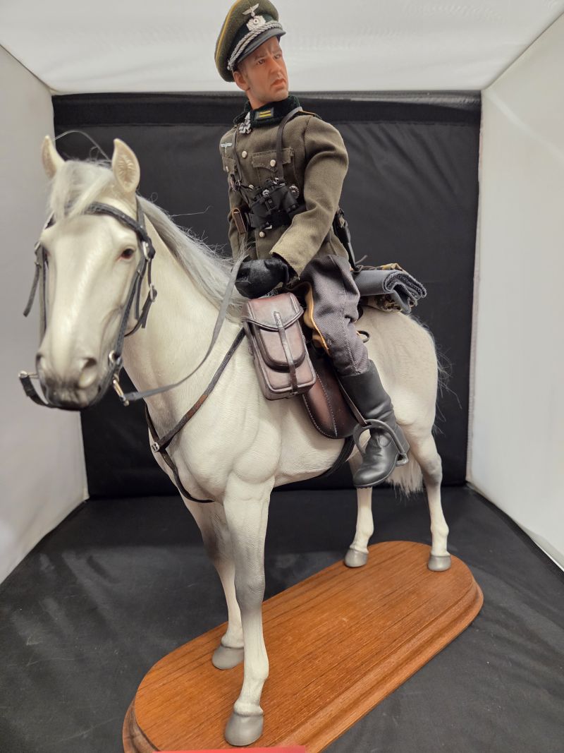 DiD 1/6th German Cavalry Officer