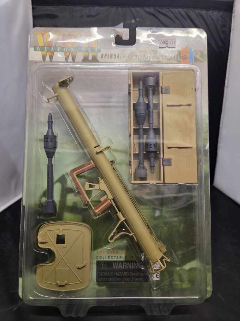 WW2 German Weapons Set