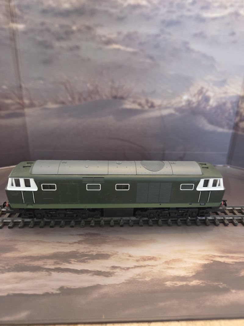 Diesel/Electric Locomotive