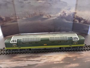 Diesel/Electric Locomotive