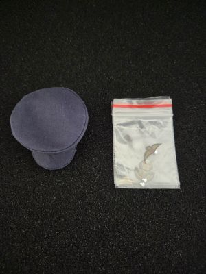 DiD RAF Pilot Tom, Officers Cap & insignia