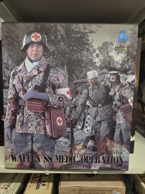 WW2 Waffen - SS Medic